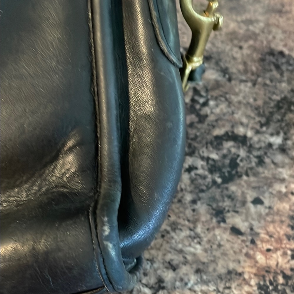 Vintage Coach Turn Key Black Crossbody #9870 Leather Women's Bag - Picture 3 of 11